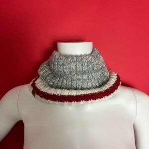 Sock monkey scarf / snood 🤍❤️​​​​​​​
